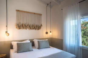 Avali luxury houses